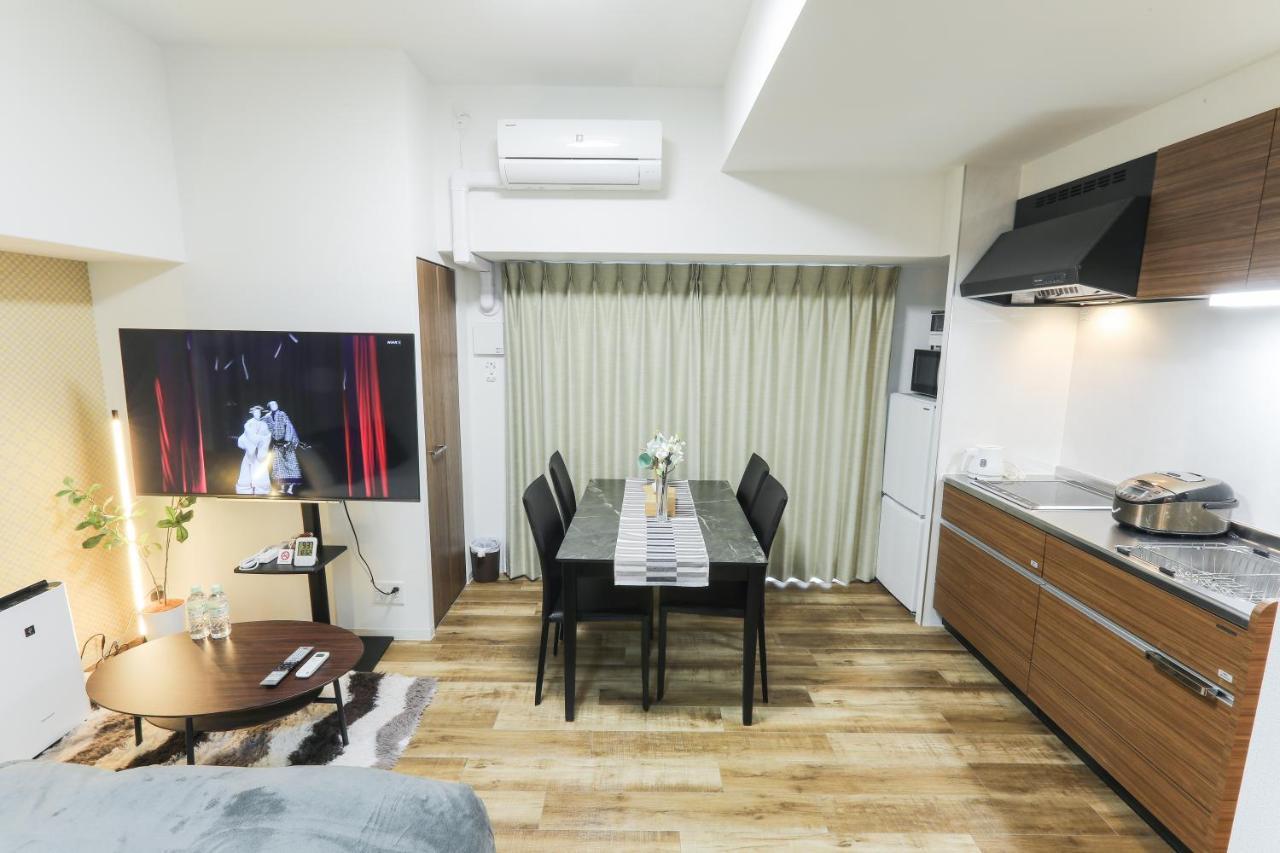 Ocean Shinsaibashi Apartment Osaka Bagian luar foto