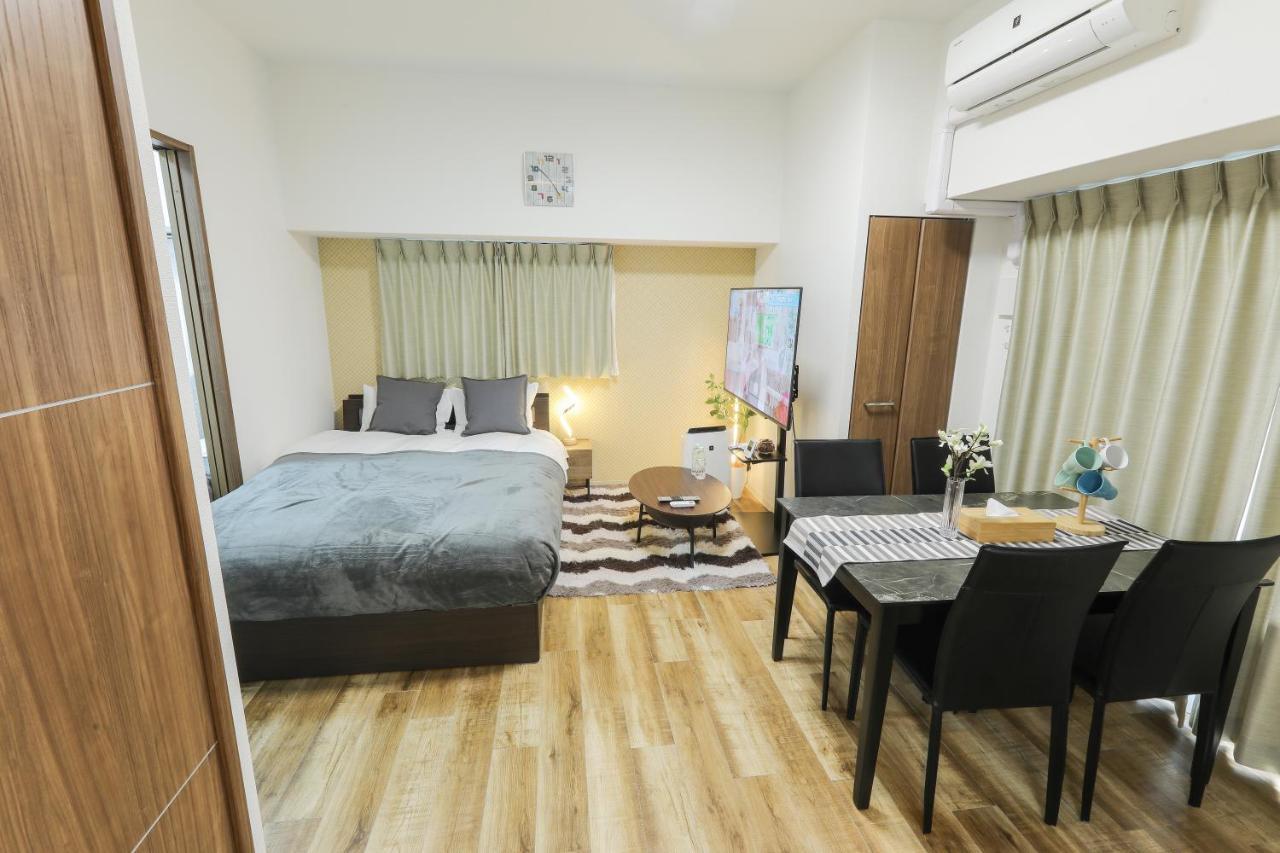 Ocean Shinsaibashi Apartment Osaka Bagian luar foto