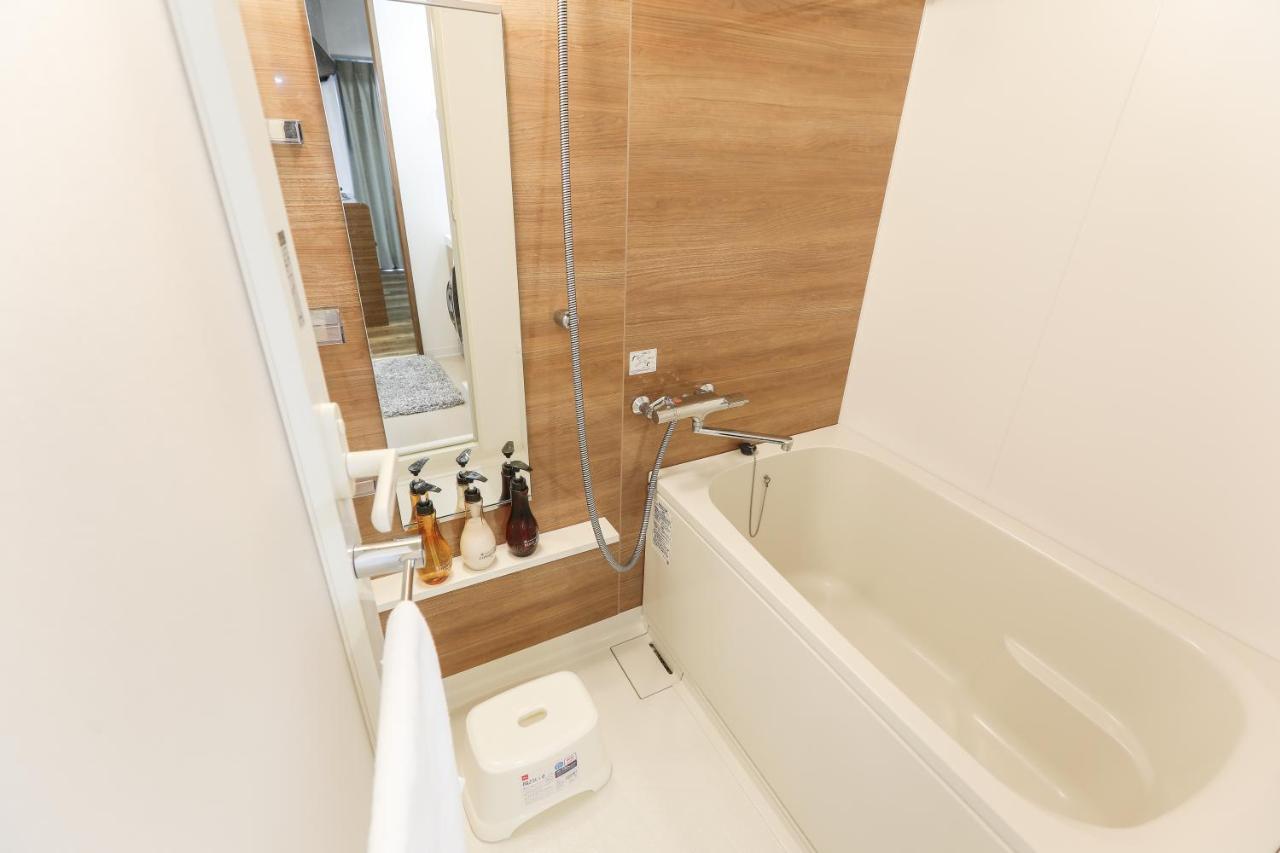 Ocean Shinsaibashi Apartment Osaka Bagian luar foto